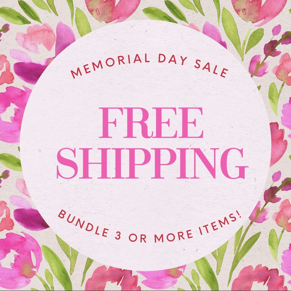 BUNDLE 3 OR MORE ITEMS FOR FREE SHIPPING 🙌🏾🎉😝